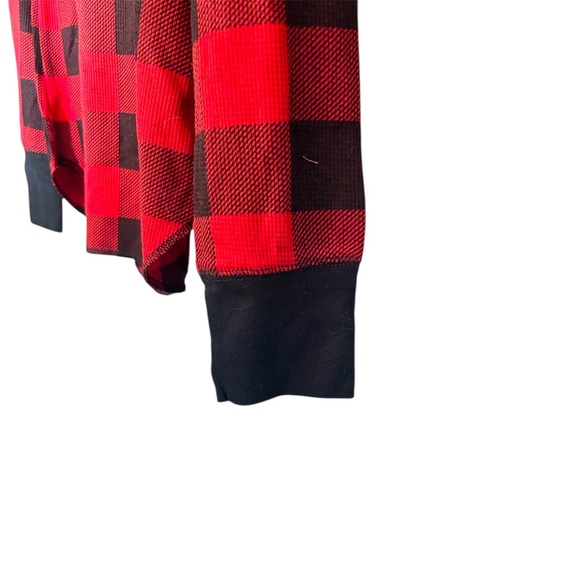 Old Navy Red and Black Checkered Shirt - Picture 3 of 4